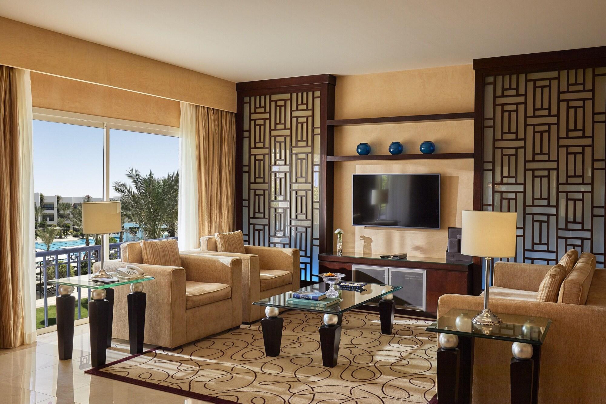 Jaz Elite Crystal, Almaza Bay Resort 5*